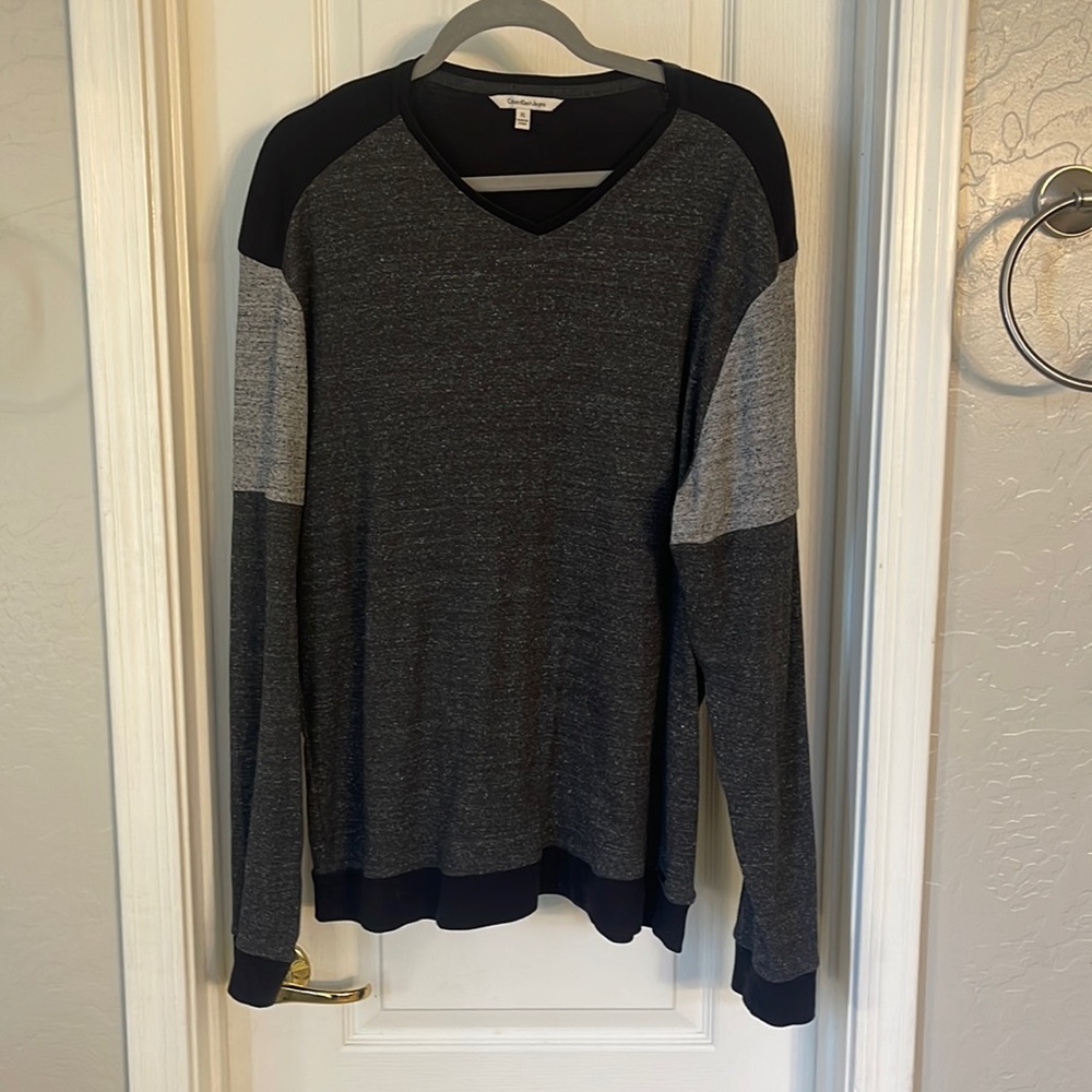 Men’s Calvin Klein XL light weight sweater